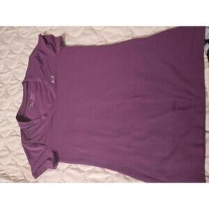 Under Armour Women's Purple HeatGear V-Neck Activewear Top XS